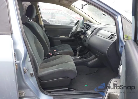 2010 Nissan Versa 1.8S z USA, uszkodzony, nr VIN 3N1BC1CP1AL428732